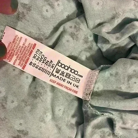 NWT BOOHOO PLUS UK Floral Smock Dress Plus Size 18​ - Picture 5 of 7